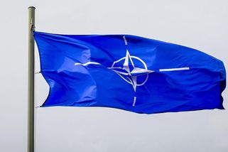 Trump odpálil světový řád, článek 5 NATO leží na JIP - Novinky